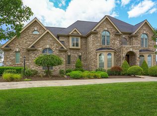 220 Longbow Ln, Mars, PA 16046