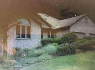 4136 N Foxcliff Dr, Martinsville, IN 46151