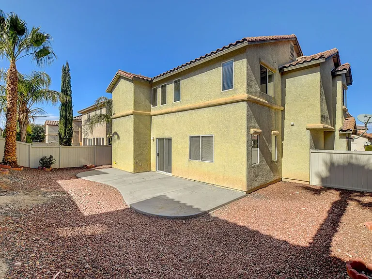 10531 Pena Blanca Ct — Photo 32