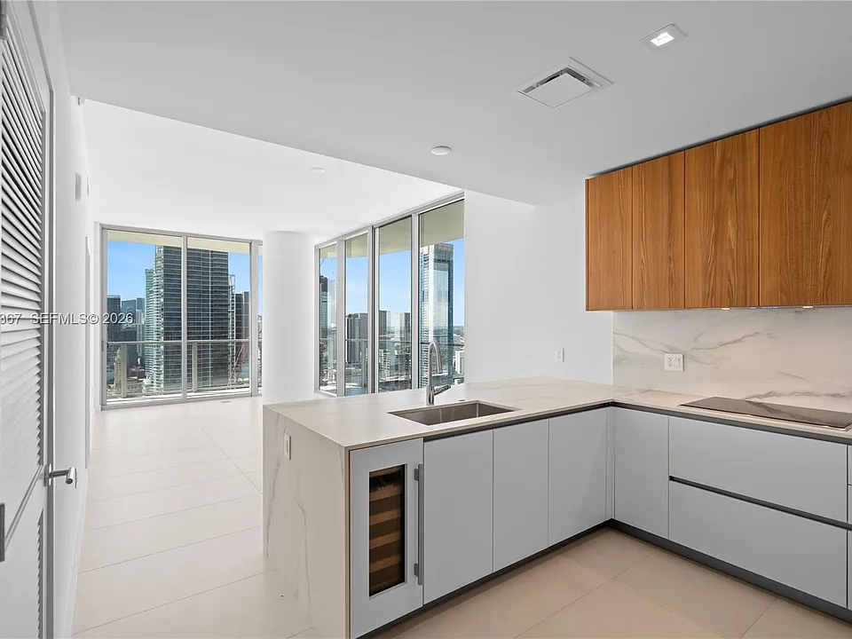 1400 Biscayne Blvd #3602