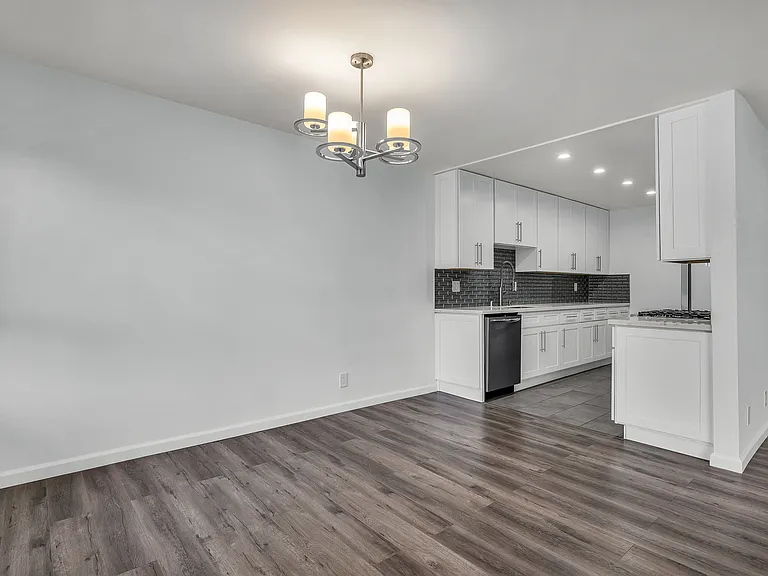 1432 Saltair Ave — Photo 28