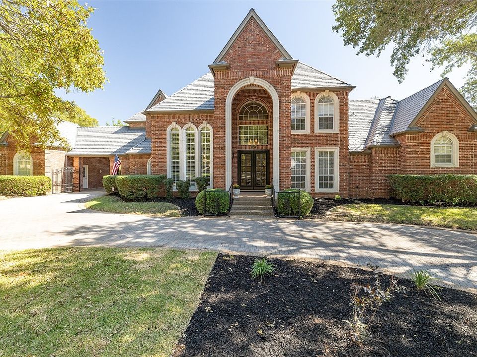 1st image of 4607 Cresthaven Dr