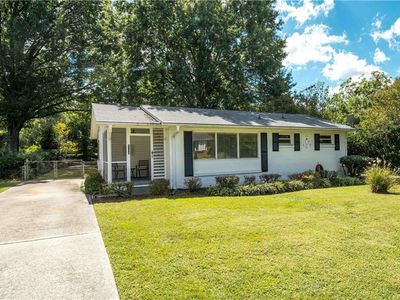 2109 Ontario St, Greensboro, NC, 27403