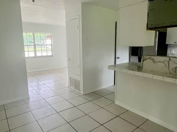 3111 Kentucky Avenue, Fort Pierce, FL 34947