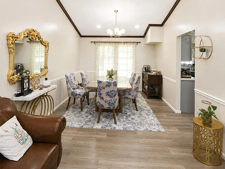 7702 Tower Woods Dr — Photo 6