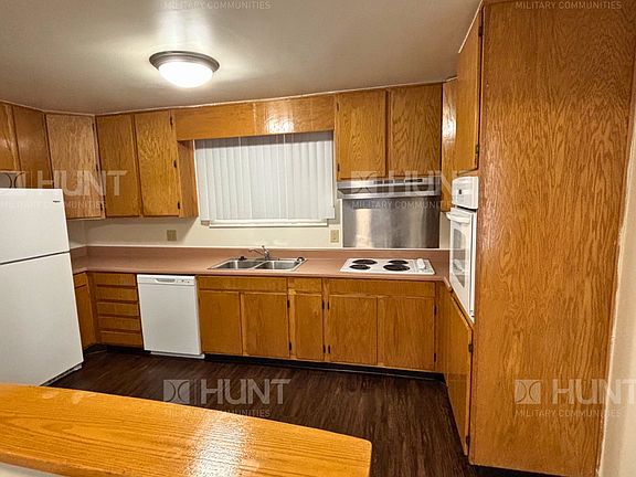 5th image of 376 Camellia Dr