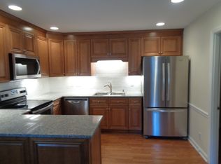 3700 Sharon View Rd, Charlotte, NC 28210