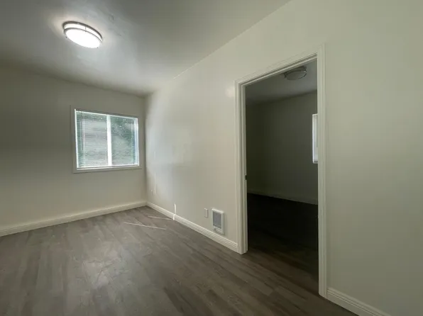 1005 Hemlock Ave, South San Francisco, CA 94080