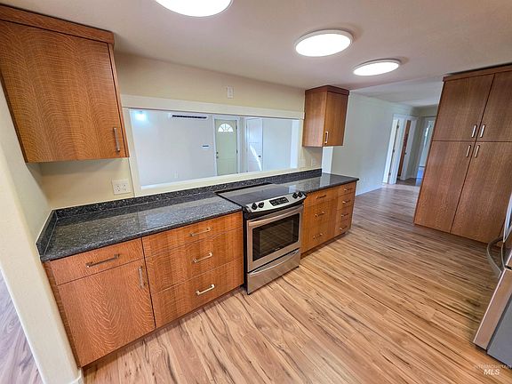 4th image of 5220 176th St SW Unit 69