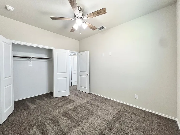 3501 NW Renfro St #204 — Photo 21