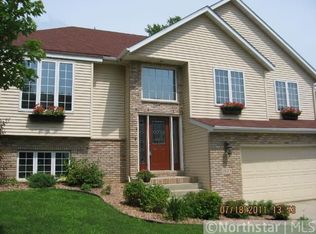 2023 Fox Valley Dr SW, Rochester, MN 55902