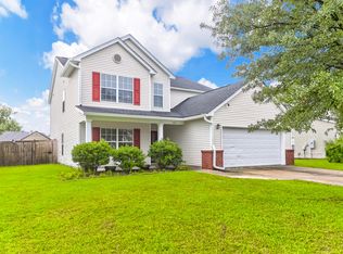 555 Holiday Dr, Summerville, SC 29483