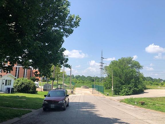5th image of 8412 Virginia Ave