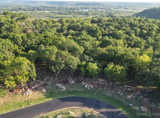 17702 E Falcon Pass, Owasso, OK 74055