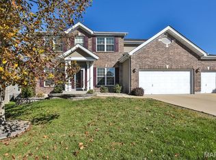 101 Lipizzan Ct, High Ridge, MO 63049