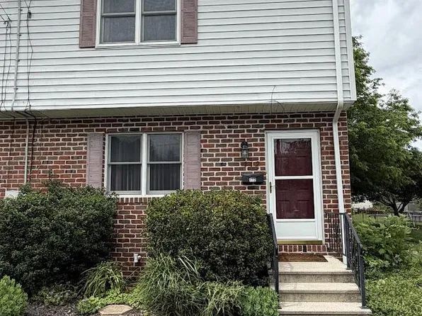 112 Charles Ave, Hanover, PA 17331