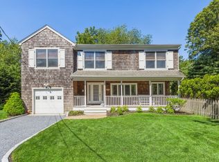 7 Cove Rd N, Southampton, NY 11968