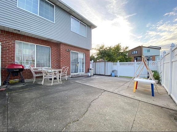 2nd image of 14 Edward Ct