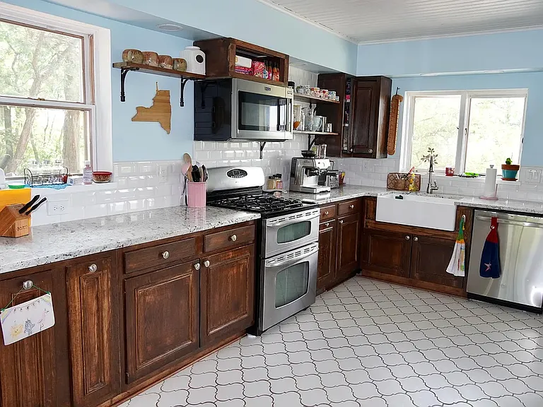 1745 Old Stage Rd — Photo 8
