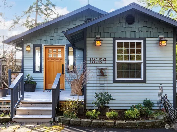 18154 Capet Zalsiluce Road, La Conner, WA 98257