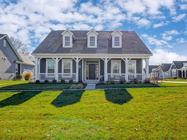 242 Honeywood Dr N, Galena, OH 43021