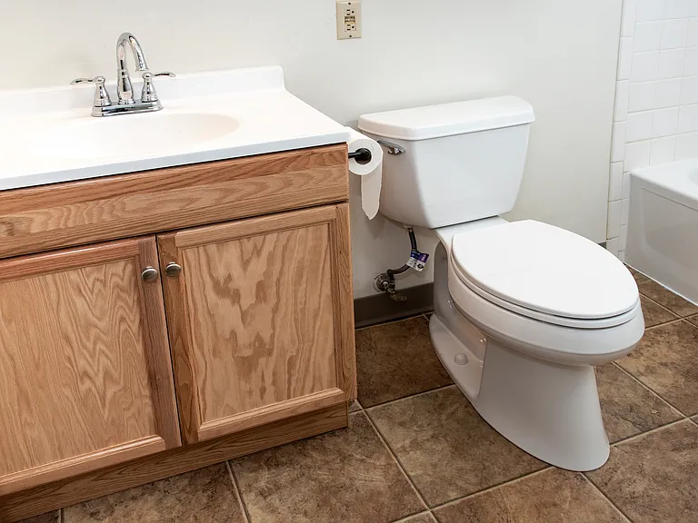 Laurel Place Apartments — Photo 22