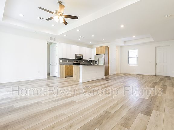 5th image of 1824 Geranium Ave