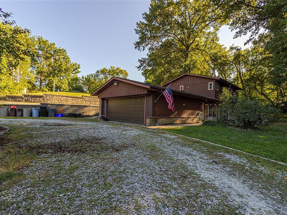 1st image of 2218 Park Hill Dr