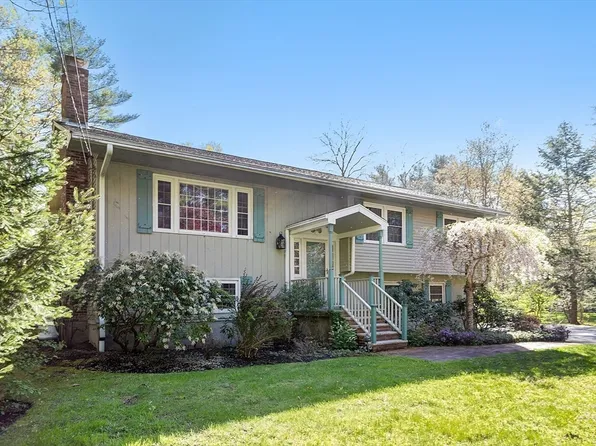 1895 Salem St, North Andover, MA 01845