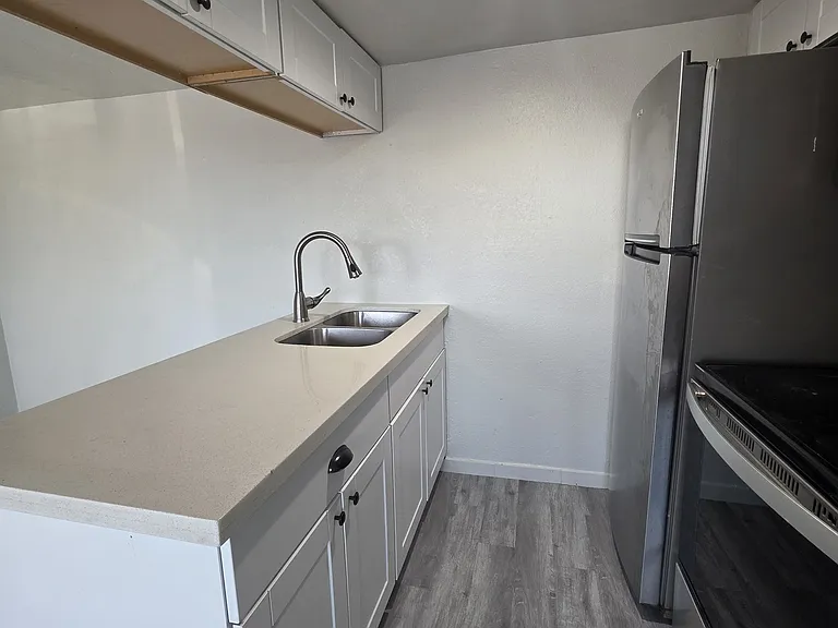 1001 N 32nd Ave #2 — Photo 2