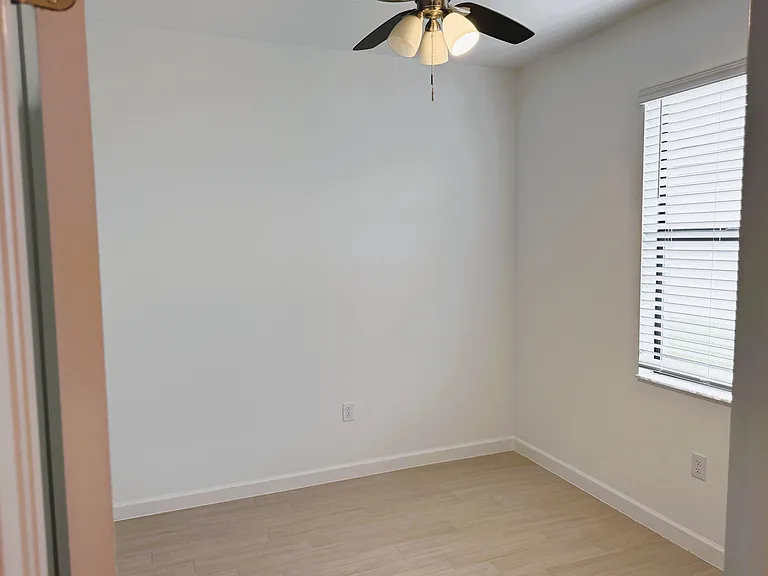 13856 Pine Lodge Ln — Photo 3