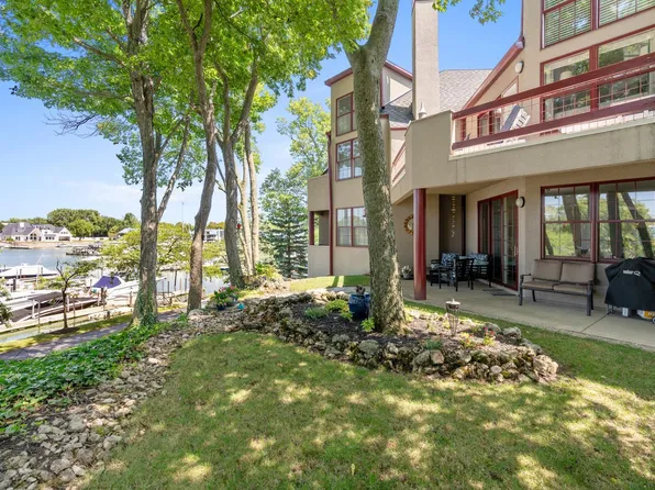 4333 Marin Woods Unit A, Port Clinton, OH 43452