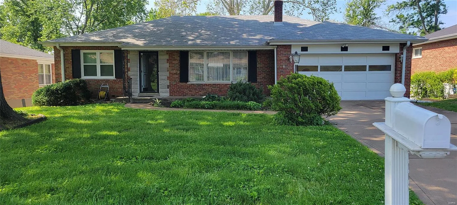 10608 E Grantview Dr photo 1