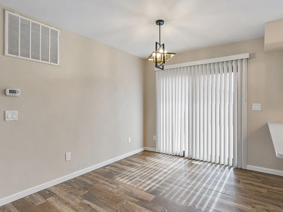 300 Highland Ave