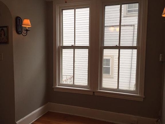3rd image of 513 W 1st Ave #1