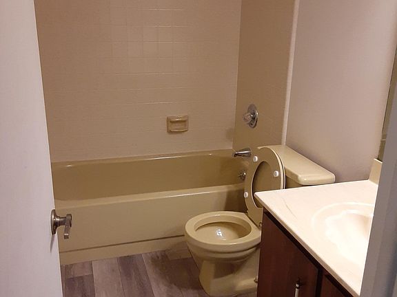2nd image of 587 Belltower Ave #4A