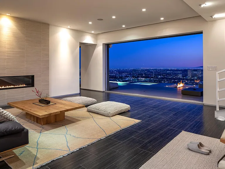8476 Cole Crest Dr — Photo 11