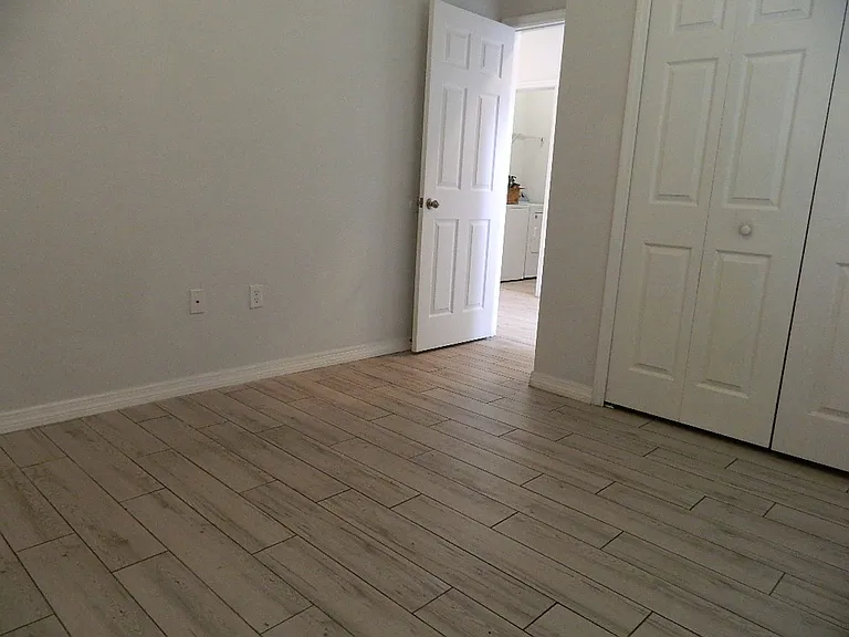 1509 Regan Ave — Photo 3