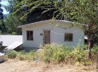 48449 Westoak Rd, Oakridge, OR 97463
