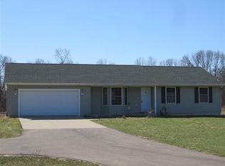 33411 46th Ave, Paw Paw, MI 49079