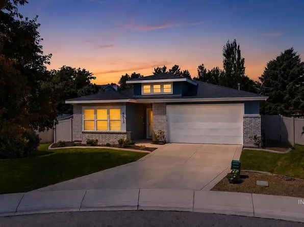 4513 S Dazzle Ave, Meridian, ID 83642