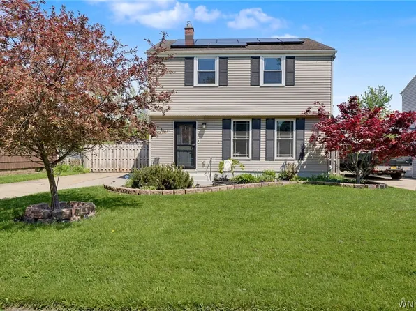 210 Woodcrest Dr, Buffalo, NY 14220