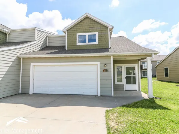 2714 Donnas Way, Manhattan, KS 66502