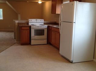 1031 4th St APT A, Bremerton, WA 98337