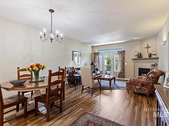 5th image of 100 E Sedgewick Dr