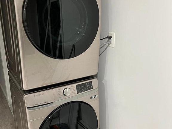 5th image of 65 Milton Ave Floor 1