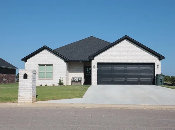 100 Clearwater Dr, Brookland, AR 72417