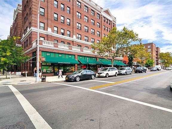 2nd image of 3561 84th St APT 601
