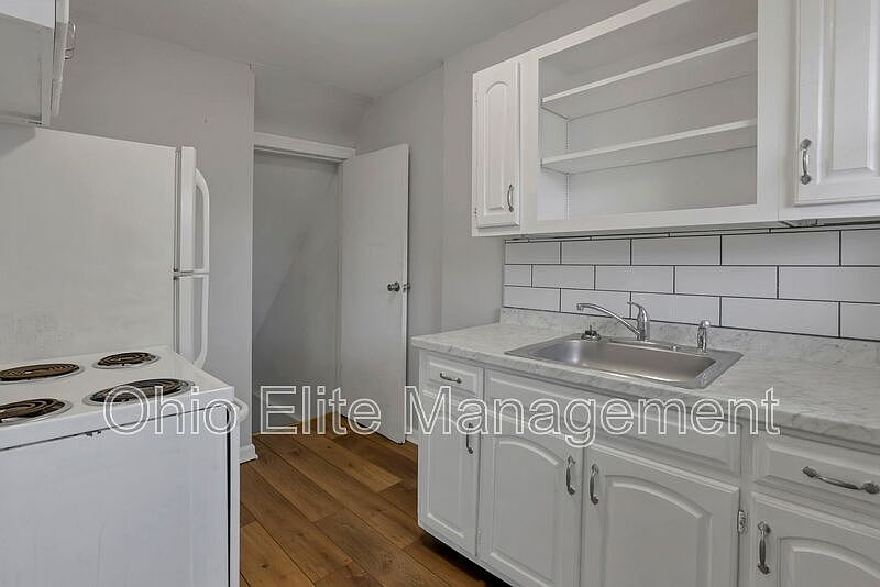 1st image of 2235 N Homestead Dr
