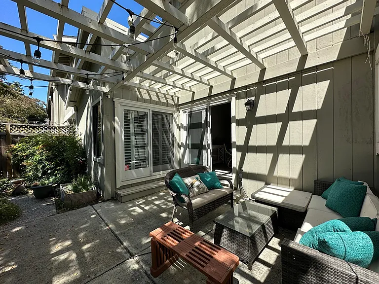 852 Minnesota Ave — Photo 28